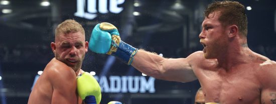 &iexcl;Viva M&eacute;xico!: la brutal oleada de golpes de 'Canelo' &Aacute;lvarez que dej&oacute; hecho un trapo a Joe Saunders