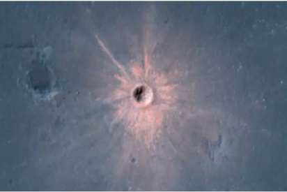 Observan en Marte un cr&aacute;ter de impacto brillante
