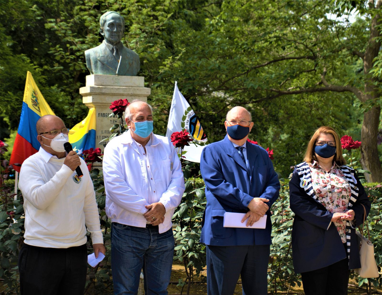 Pol&iacute;ticos venezolanos homenajean al famoso Andr&eacute;s Eloy Blanco en Madrid