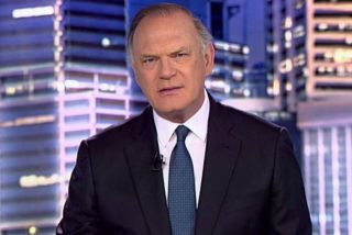 Micro indiscreto caza a Piqueras ‘insultando’ gravemente a VOX: arde la red y sentencia a Telecinco