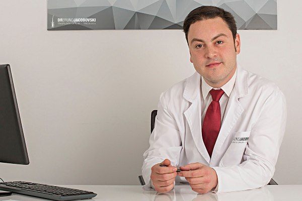 Dr. Bruno Jacobovski entre los 5 mejores doctores de injertos capilares en Espa&ntilde;a