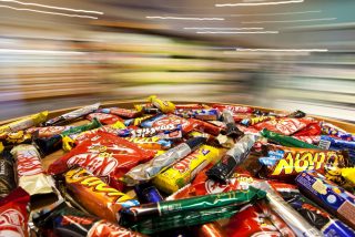 'Financial Times': la multinacional Nestlé es consciente de que la mayoría de sus productos no son saludables