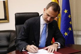 Inda: "Felipe VI deber&iacute;a abdicar un ratito para no tener que firmar la ignominia de los indultos de S&aacute;nchez"