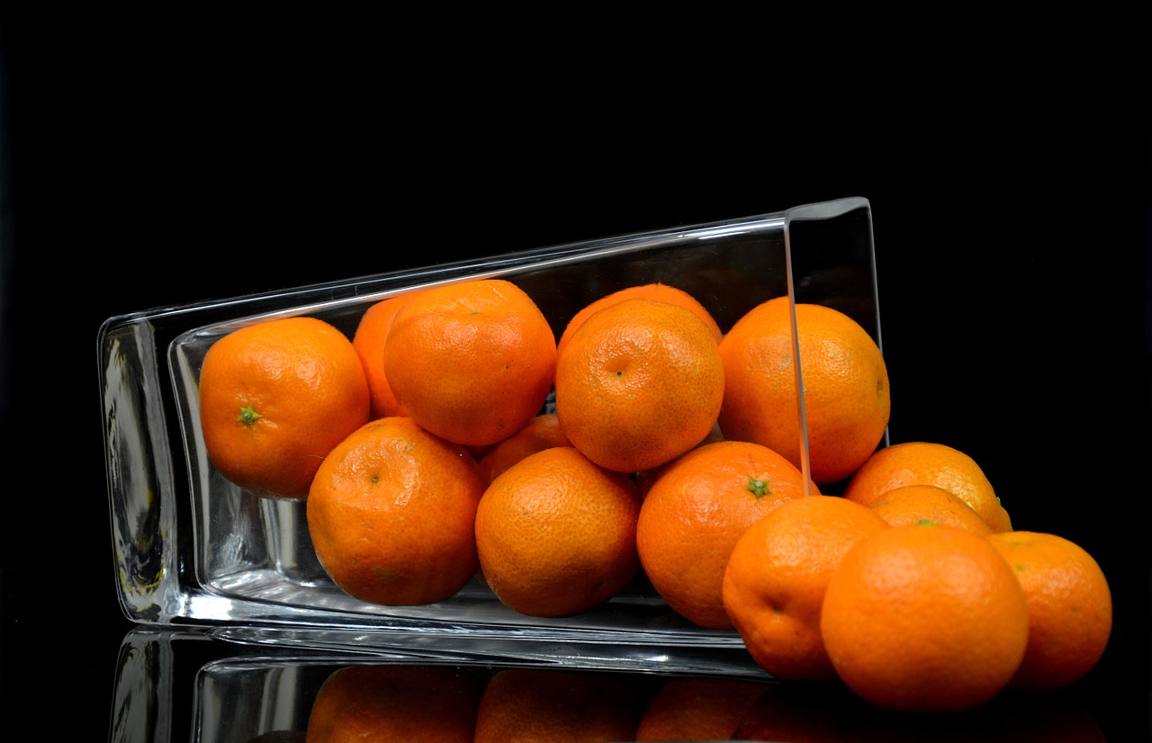 Estudiantes usan jugo de naranja para dar positivos en el test de covid-19 y no ir al colegio
