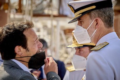 'Kichi' inclina la cabeza ante Felipe VI: de sabotear la visita del Rey a C&aacute;diz a rogarle su mediaci&oacute;n ante Airbus