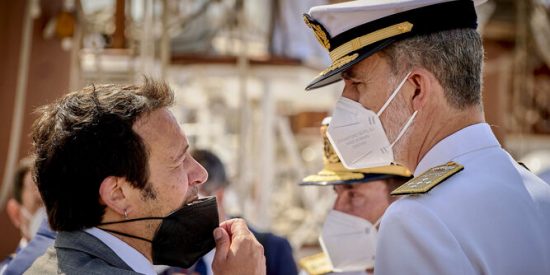 'Kichi' inclina la cabeza ante Felipe VI: de sabotear la visita del Rey a C&aacute;diz a rogarle su mediaci&oacute;n ante Airbus