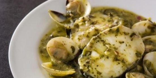 C&oacute;mo hacer merluza en salsa verde