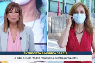 As&iacute; tapa TVE el asunto Errej&oacute;n: M&oacute;nica L&oacute;pez 'entrevista' a su compa&ntilde;era M&oacute;nica Garc&iacute;a y ni le saca el tema