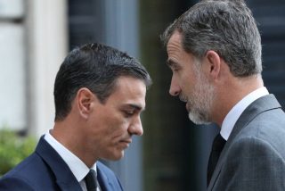 Golpe a S&aacute;nchez: Zarzuela estudia el art&iacute;culo 62 de la Constituci&oacute;n para que el Rey no firme los indultos