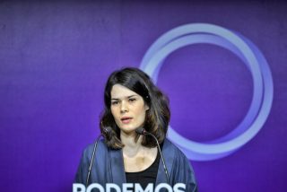 El Tribunal Supremo ratifica la condena de 19 meses de c&aacute;rcel a la podemita Isa Serra por agredir a dos polic&iacute;as