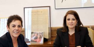 Las fotos que ridiculizan el ataque de la socialista Adriana Lastra al pacto PP-VOX en Castilla y León