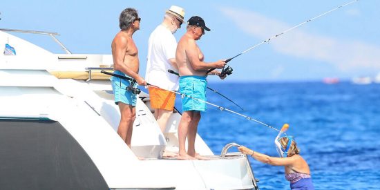 Los 'oprimidos' l&iacute;deres del 'proc&egrave;s': Artur Mas, vacaciones a todo trapo tras lloriquear por la fianza del Tribunal de Cuentas