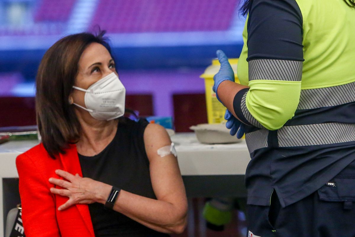 Un exjuez presenta otra denuncia contra Margarita Robles y &lsquo;hiela&rsquo; al Gobierno: &ldquo;Est&aacute; a punto de entrar en prisi&oacute;n&rdquo;