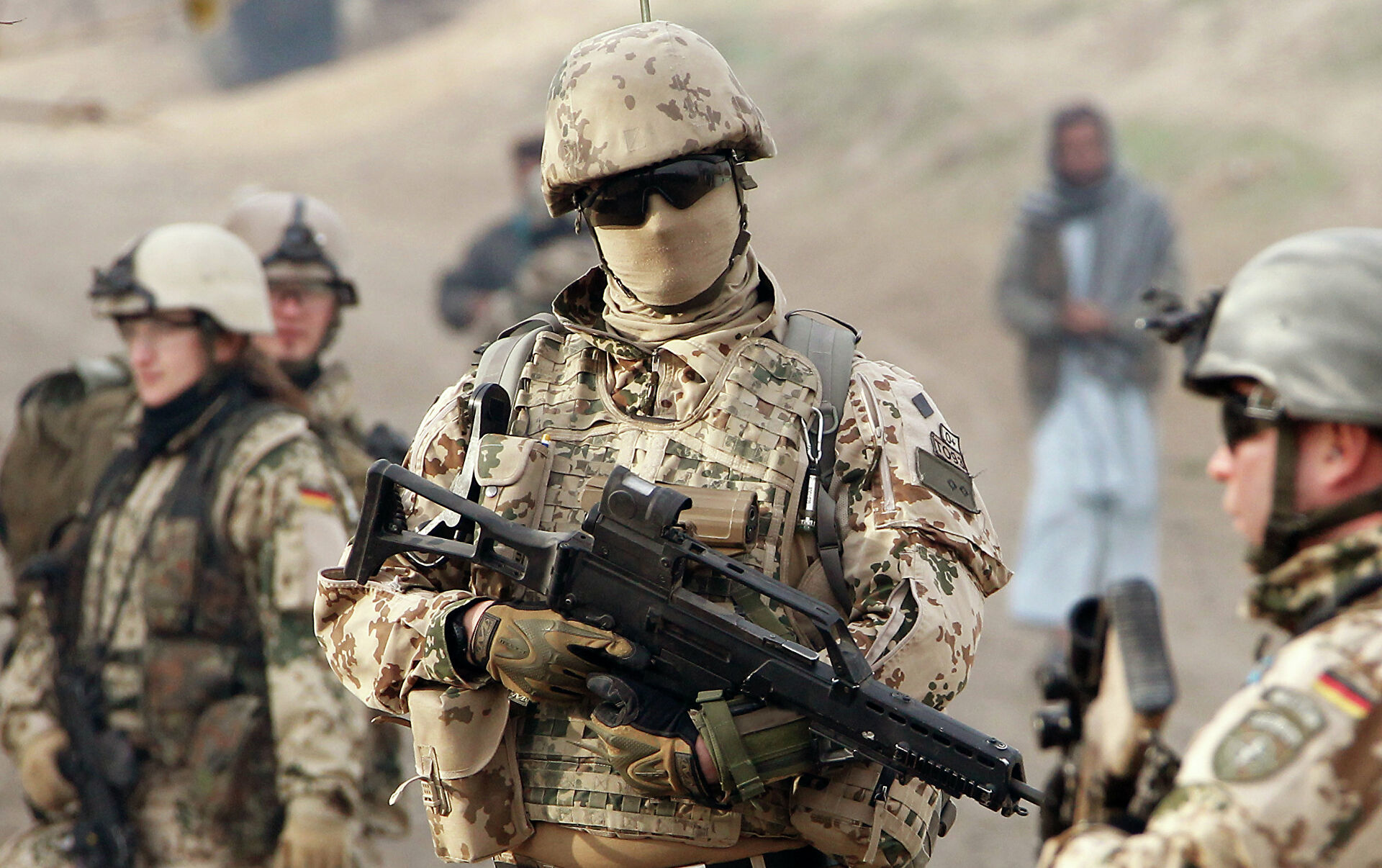 El triunfo talibán asusta a Europa: La UE estudia crear una fuerza militar de respuesta rápida