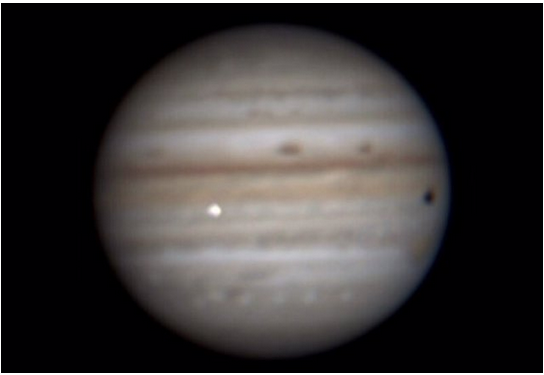 Un misterioso destello en J&uacute;piter es captado por m&uacute;ltiples observaciones desde la Tierra