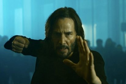 La nueva pel&iacute;cula de 'Matrix' con 180.000 versiones: hay que elegir entre pastilla roja o azul