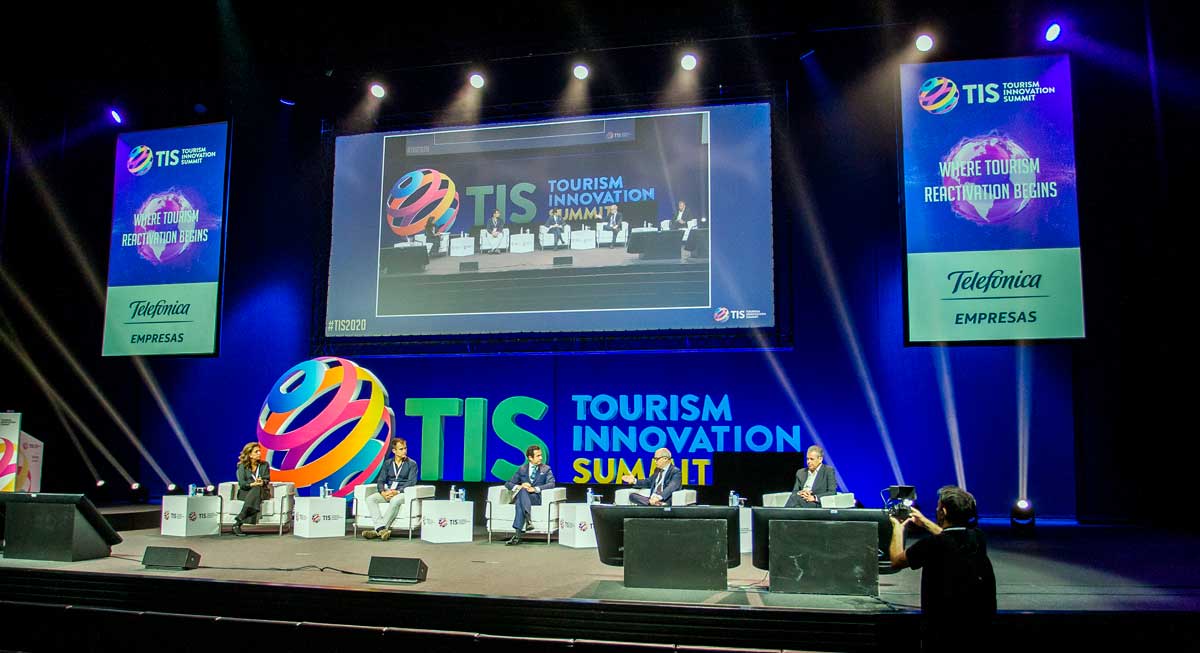 El pasaporte Covid y la tecnolog&iacute;a, dos de los factores clave que reflotar&aacute;n el sector tur&iacute;stico