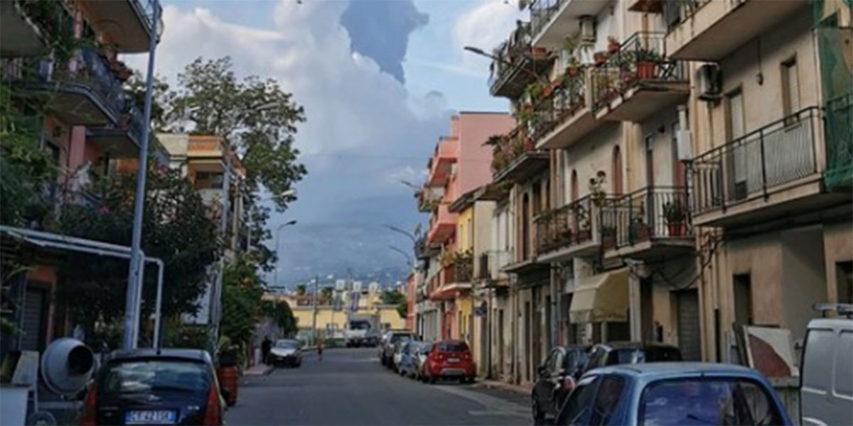 El volc&aacute;n Etna tambi&eacute;n entra en erupci&oacute;n
