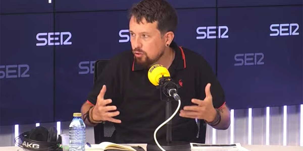 Iglesias se estrena en la SER con alfombra roja en la noche en la que se jact&oacute; de "tutear" al rey Felipe VI