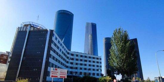 Pasillos repletos y turnos interminables: cr&oacute;nica del colapso gripal en los hospitales espa&ntilde;oles