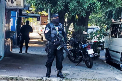El Salvador anuncia una &ldquo;guerra sin cuartel&rdquo; contra las bandas de contrabando tras el asesinato de un militar