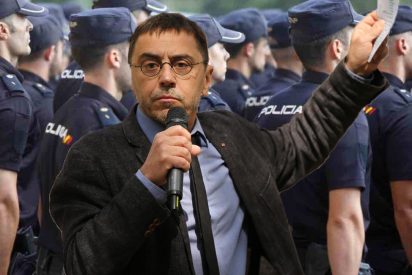 El ruin ataque de Monedero a la Polic&iacute;a Nacional: &ldquo;Matones que abusan de su uniforme&rdquo;