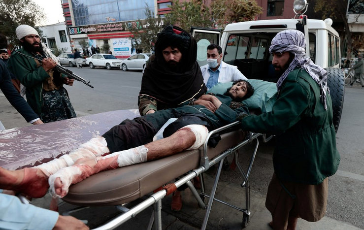 ISIS ataca un hospital militar en Kabul y deja m&aacute;s de 25 muertos