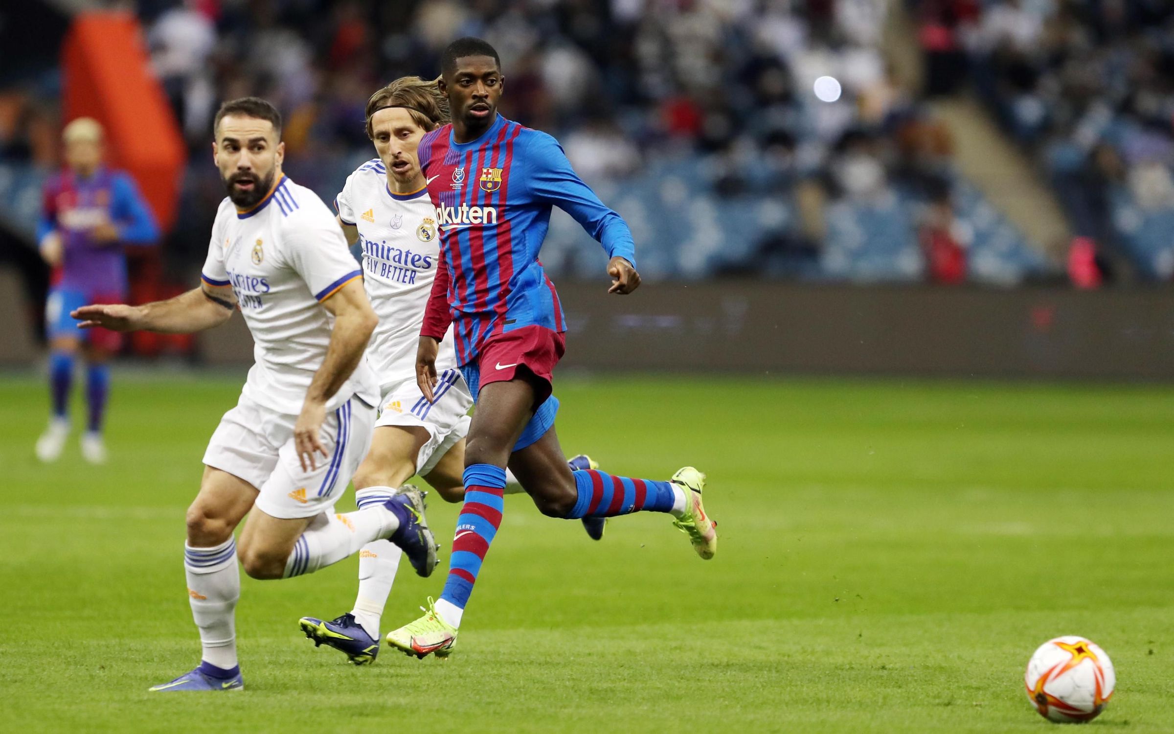 Lucas Vázquez apunta a la titularidad para la final de la Supercopa de España