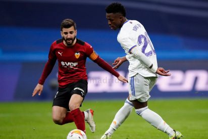 El estelar regreso de Vinicius y el regalo de Hern&aacute;ndez Hern&aacute;ndez tumban al Valencia