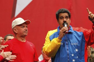 El 'Pollo' Carvajal y Nicol&aacute;s Maduro