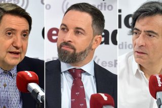 Guerra total en 'El Mundo': Arcadi saca un recorte de 1986 y Losantos replica con Cayetana