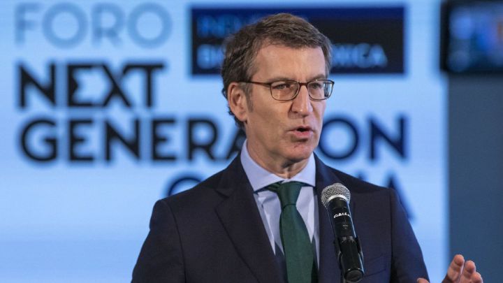 &iexcl;Cu&aacute;n largo me lo fi&aacute;is, amigo Casado! &iquest;Un pulso con Feij&oacute;o?