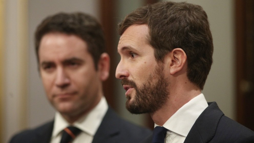Pablo Casado convoca al Comit&eacute; de Direcci&oacute;n del PP buscando a la desesperada c&oacute;mo sobrevivir a su guerra con Ayuso