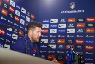 Cholo Simeone, el entrenador mejor pagado del mundo, tentado para abandonar la Liga