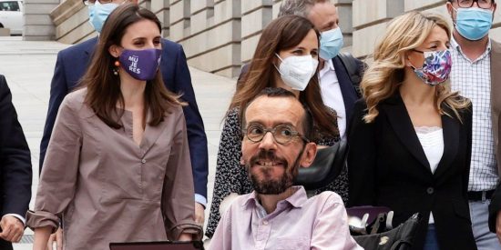 Pablo Echenique junto a Irene Montero, Ione Belarra y Yolanda Díaz