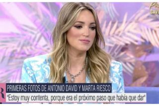Marta Riesco se quita la careta tras su portada con Antonio David y la l&iacute;a parda en directo
