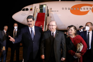 Abdelmadjid Tebboune y Nicol&aacute;s Maduro