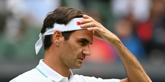 Federer mete un &#039;revés&#039; a todo el tenis