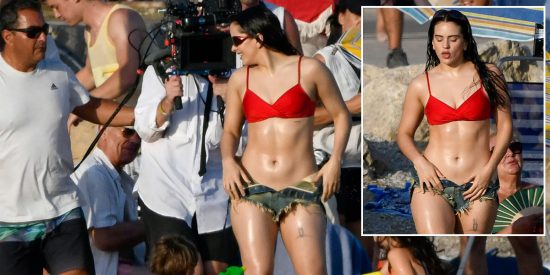 Rosal&iacute;a monta un pollo descomunal en Mallorca y luce impresionante