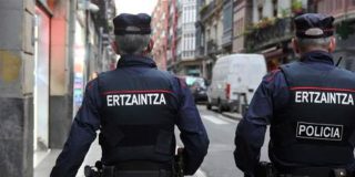 Los agentes de la Ertzaintza