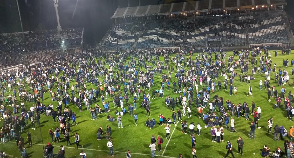 Tragedia en el f&uacute;tbol argentino
