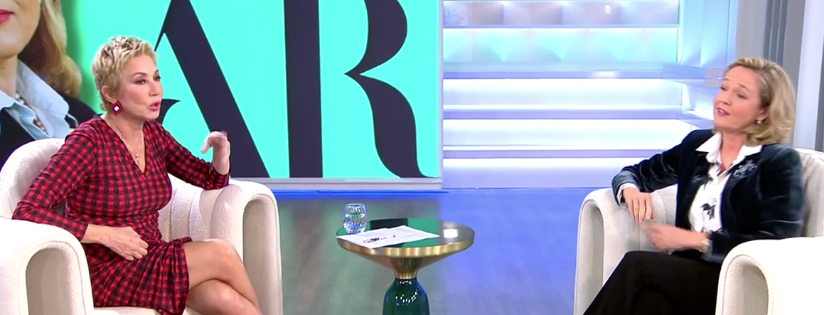 Nadia Calvi&ntilde;o, Ana Rosa