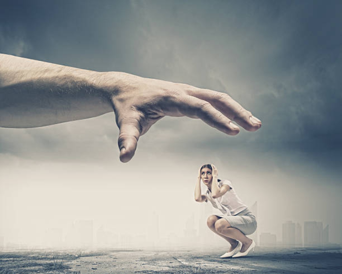 España ante el abismo: deuda, despilfarro autonómico y el secuestro del futuro