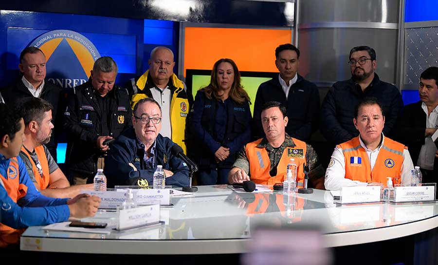 Declaran "zona catastr&oacute;fica" a Guatemala por los efectos del hurac&aacute;n "Julia"