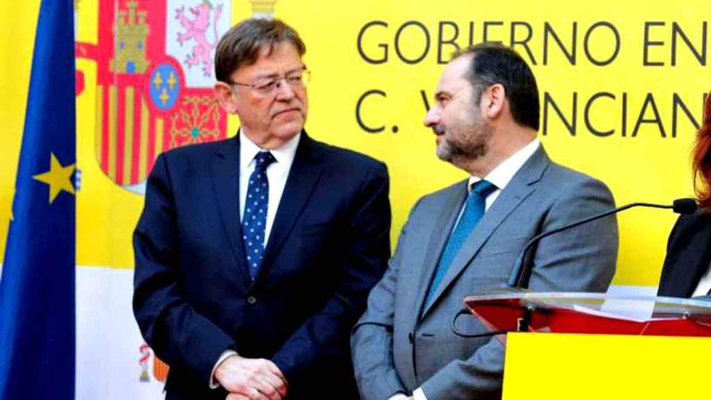 Ximo Puig y Jos&eacute; Luis &Aacute;balos, en un acto oficial.