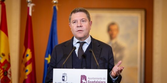 Garc&iacute;a Page usa el perfil institucional de su Gobierno, en redes sociales, para atacar al PP