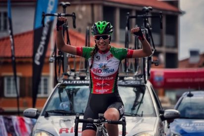 Un cami&oacute;n mata a la campeona ciclista Estela Dom&iacute;nguez tras arrollarla cuando entrenaba