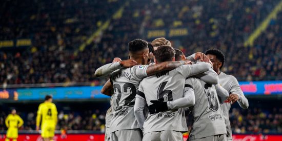El Barça gana ante el Villarreal con un solitario gol de Pedri