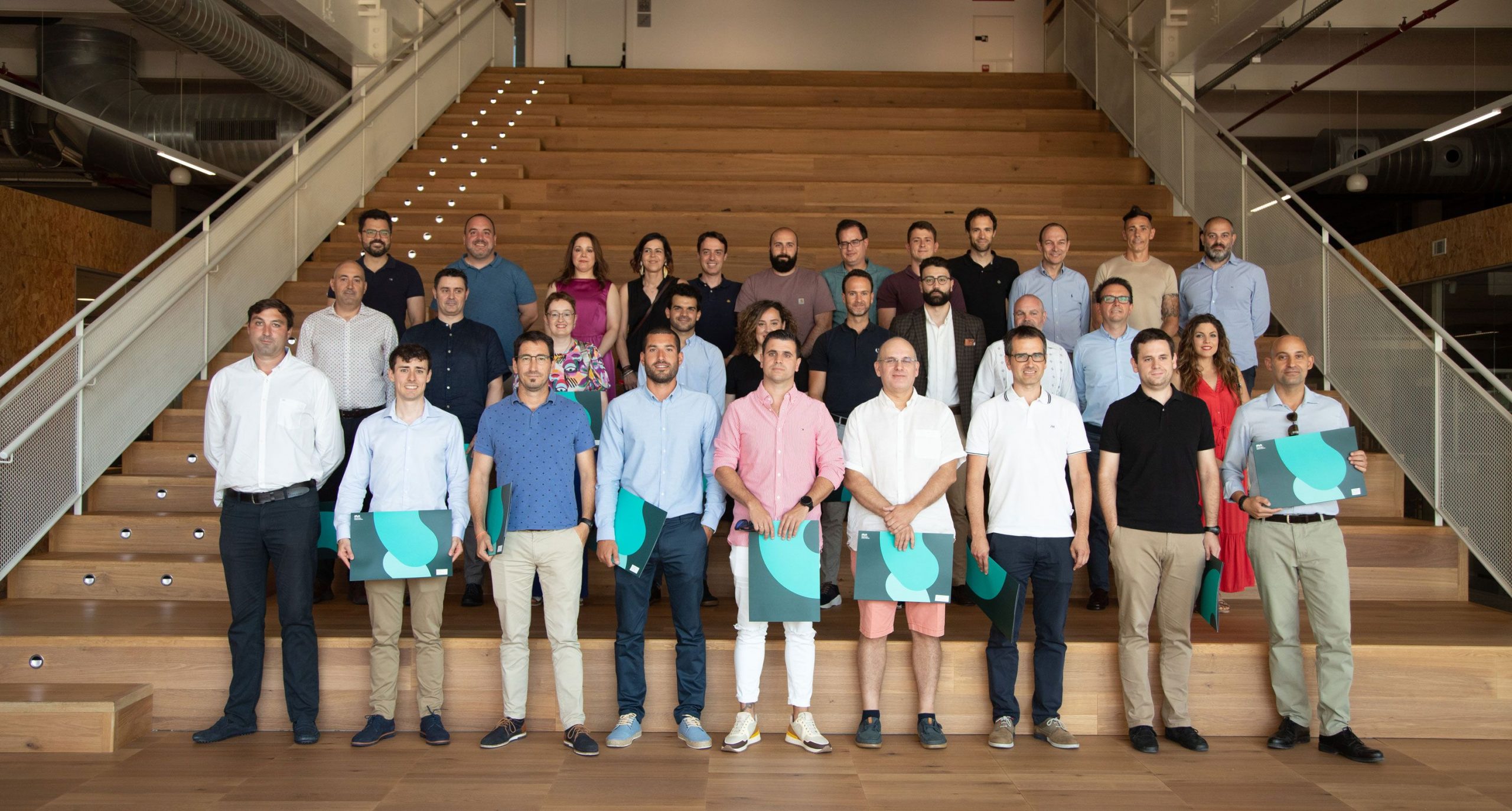 Se grad&uacute;an los 57 estudiantes de la 1&ordf; promoci&oacute;n del m&aacute;ster interuniversitario en Tecnolog&iacute;as de Hidr&oacute;geno