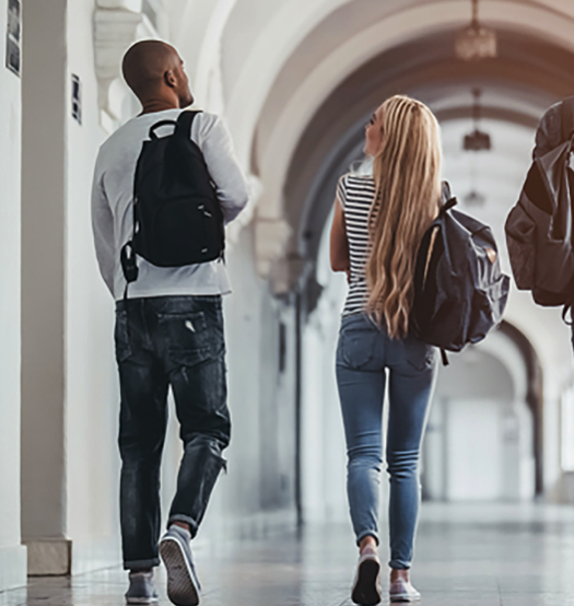 Becas y pr&eacute;stamos de Banco Santander para ayudar a los j&oacute;venes a afrontar los gastos universitarios